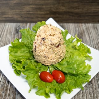 CHICKEN SALAD GNG