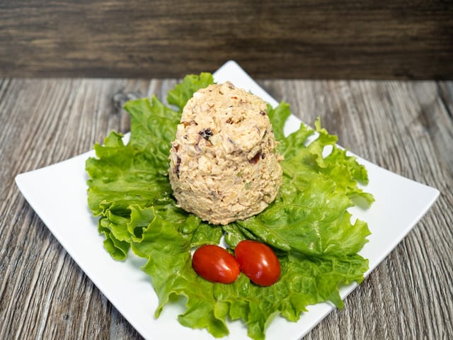 CHICKEN SALAD GNG.