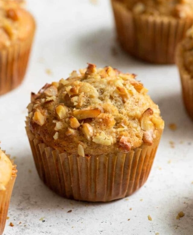 BANANA NUT MUFFIN.